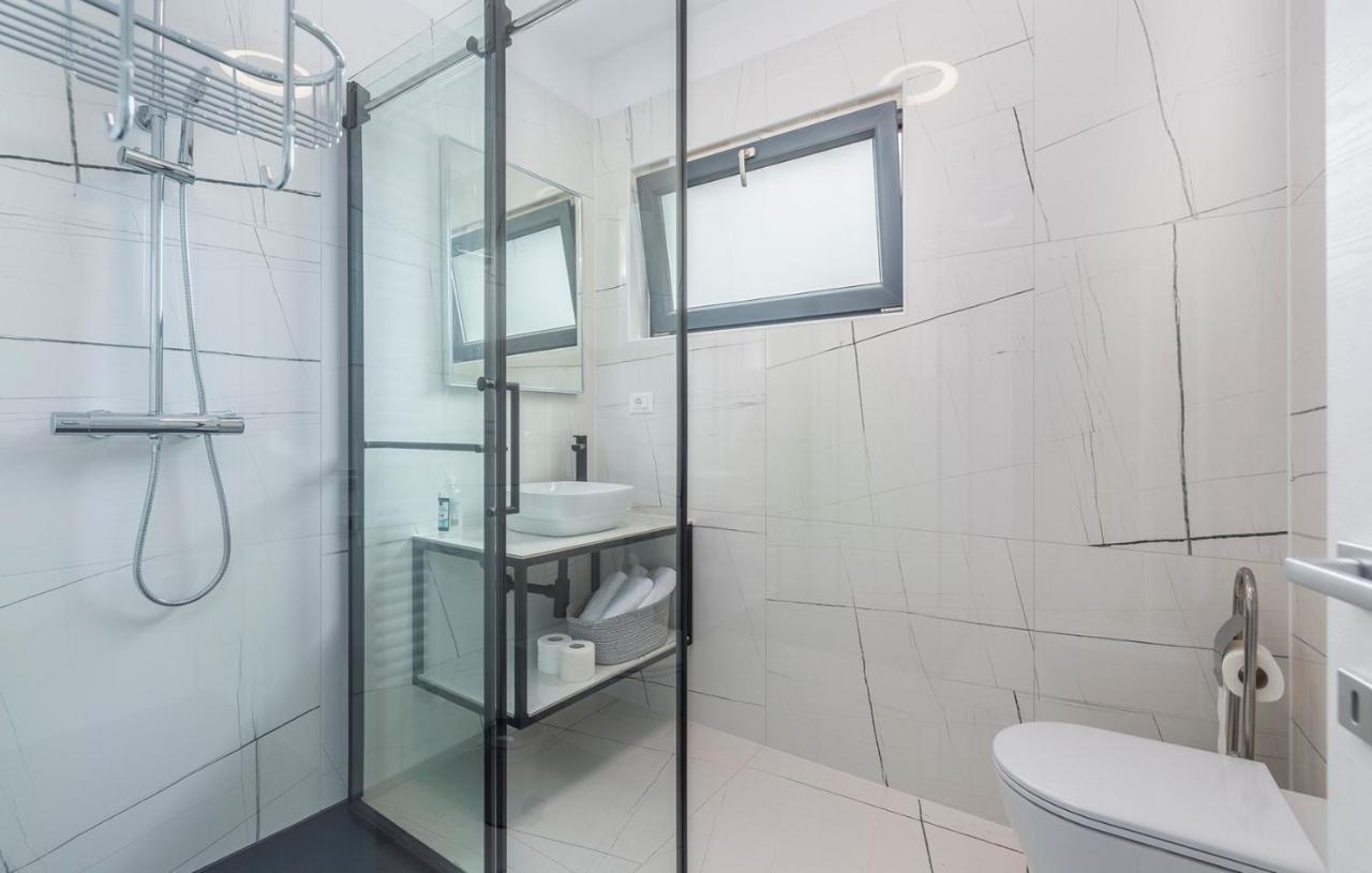 Apartments Zrnic ポレッチ エクステリア 写真