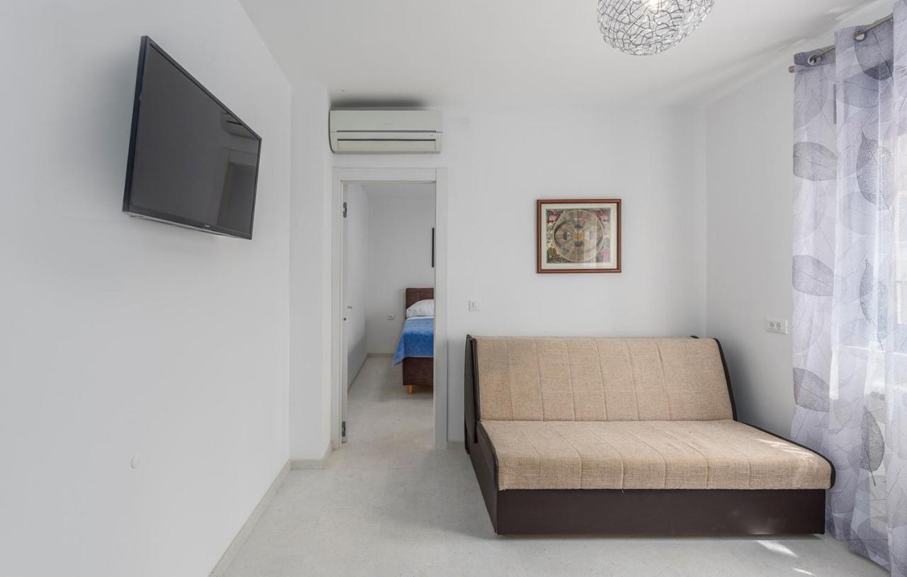 Apartments Zrnic ポレッチ 部屋 写真